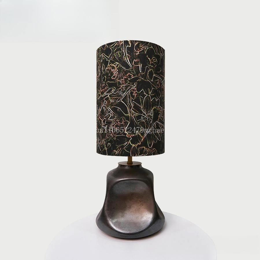 Century Textile & Sewing Supply Reviews - Tischlampe aus vergoldetem Liberty-Stoff: Importiertes Großbritannien-Textil