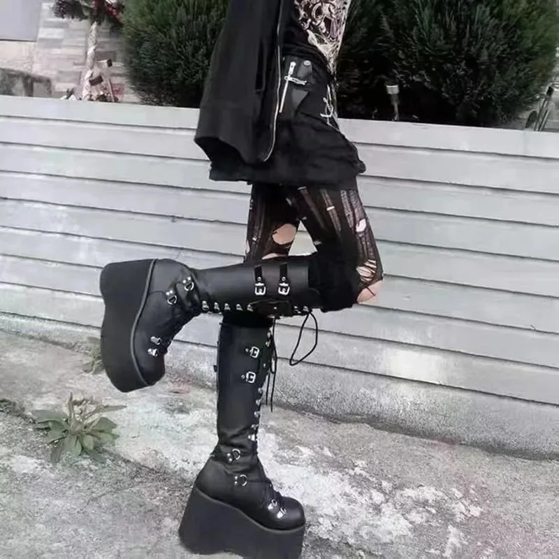 Punk Gothic Plattform Stiefel  – Sewing Cloth Bewertung und Preis