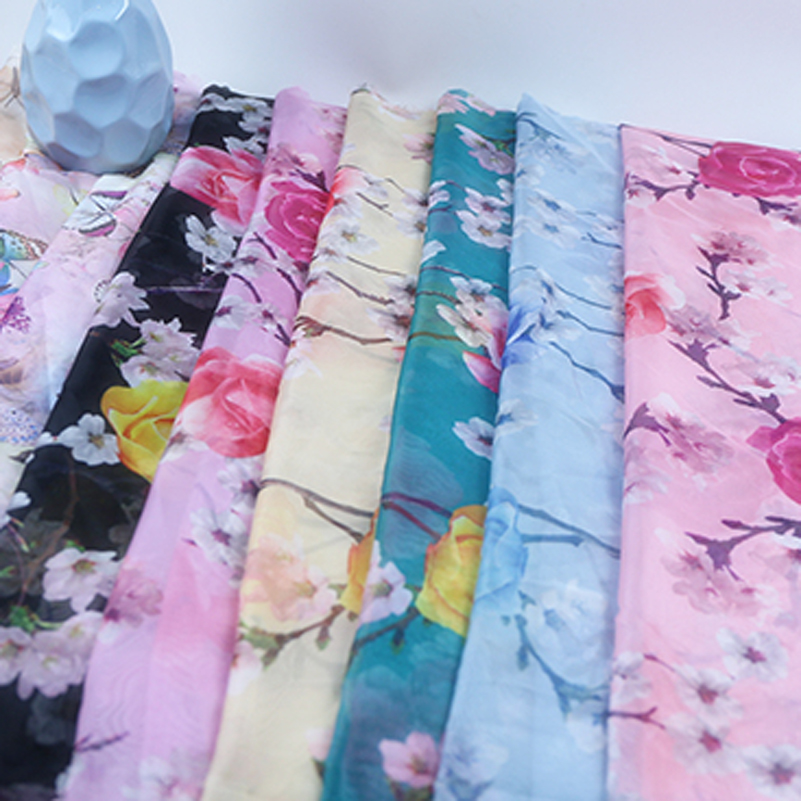 30D Butterfly Printed Chiffon  – Sewing By Bewertung und Preis