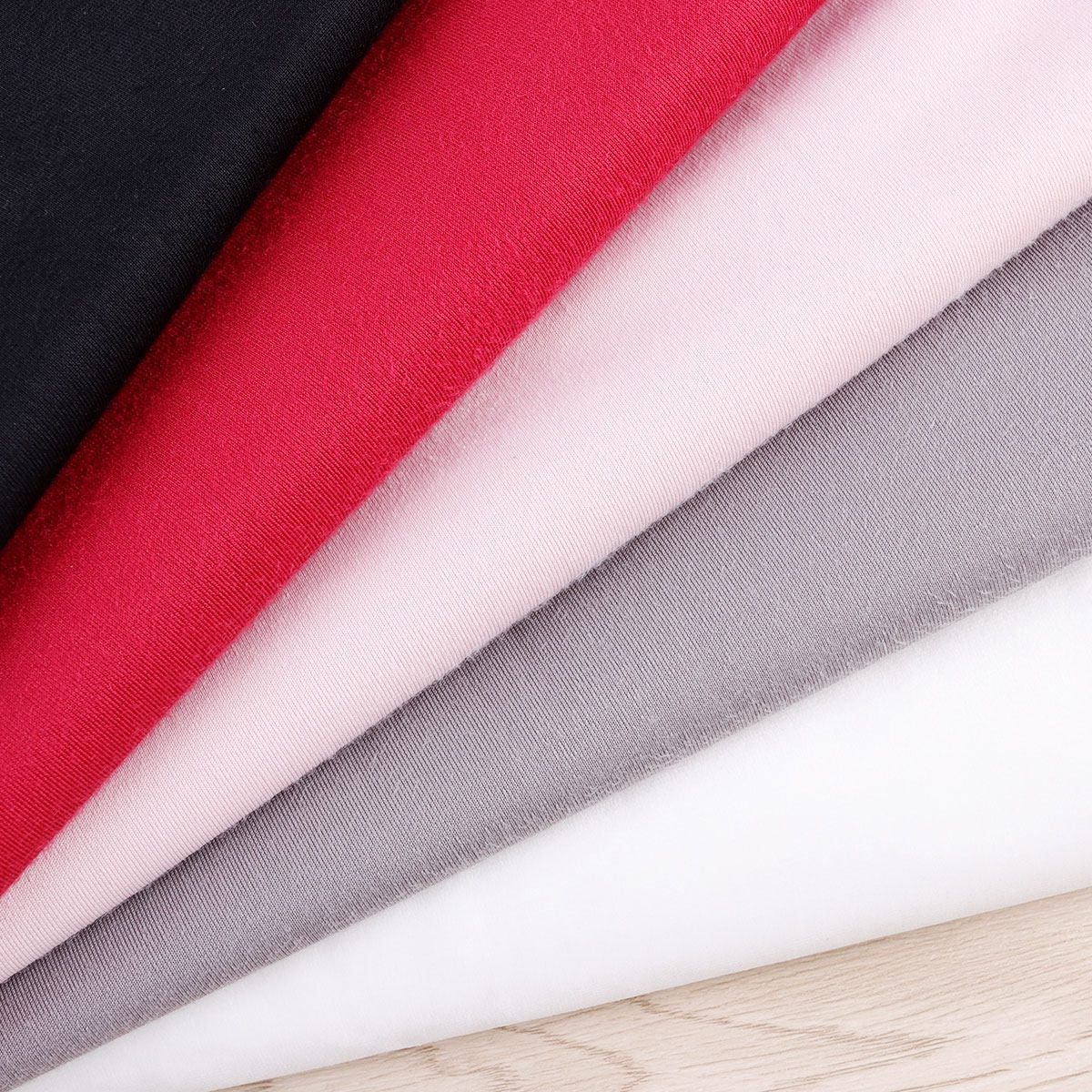 Schwarzer einseitiger Flanells – Sewing Textiles Bewertung und Preis